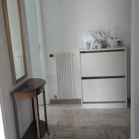 Spacieux Et Calme Apartment *