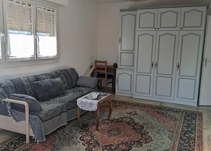 Spacieux Et Calme * Saint-Raphaël